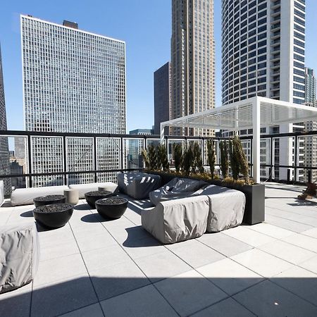 21 East - Chic Dt Apts With Rooftop By Zencity Чикаго Екстер'єр фото